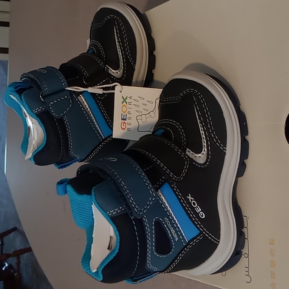 Geox Respira Waterproof Boots Wwarm Lining Nib Size US 4 12 Low Price | Color: Black/Blue | Size: 4.5bb | Marge5222's Closet